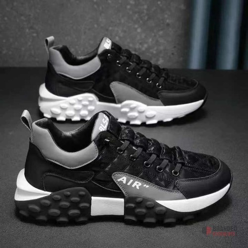 High-Quality Men's Black Sneakers - thumbnail image - Premier B2B Stocklot Marketplace