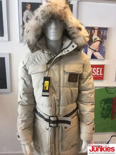 Exclusive Offer: REDSKIN AND NICKELSON Heavy Winter Coats for €35 Each - thumbnail image - Premier B2B Stocklot Marketplace