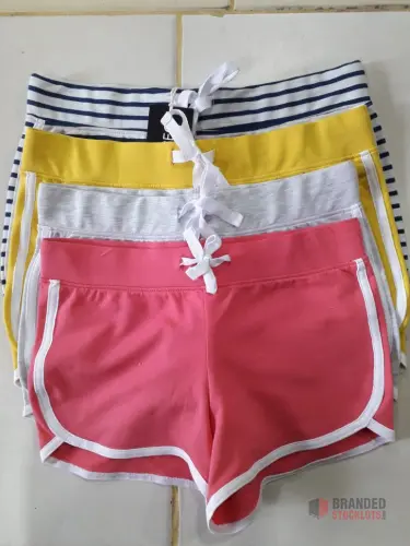 Wholesale Opportunity: Ladies’ Short Pants Stocklot - Premier B2B Stocklot Marketplace