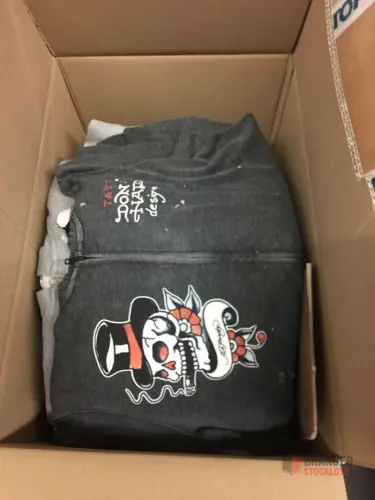 Bulk Purchase: 1905 Ed Hardy & Urban Way Hoodies & Sweaters at €6 Each - thumbnail image - Premier B2B Stocklot Marketplace