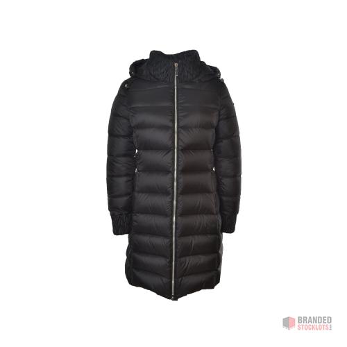 LOT of 50 women's jackets from the Geox brand for the winter season. - thumbnail image - Premier B2B Stocklot Marketplace